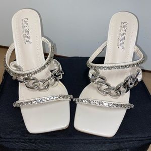 CAPE ROBBIN Shoes 
Remember Your Comfort™M  Size 8